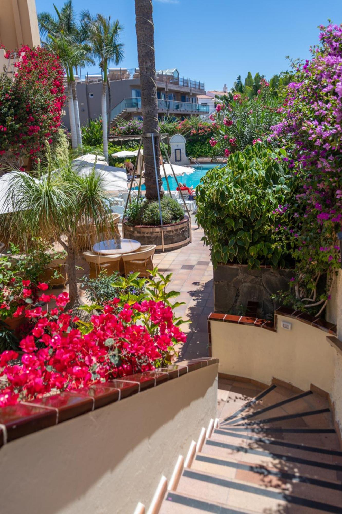 Apartamentos Nogalera Maspalomas  Exterior photo